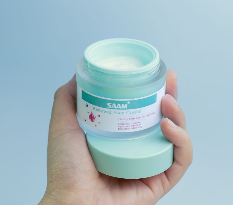 Saam renewal face cream for hyperpigmentation removal in 3 weeks